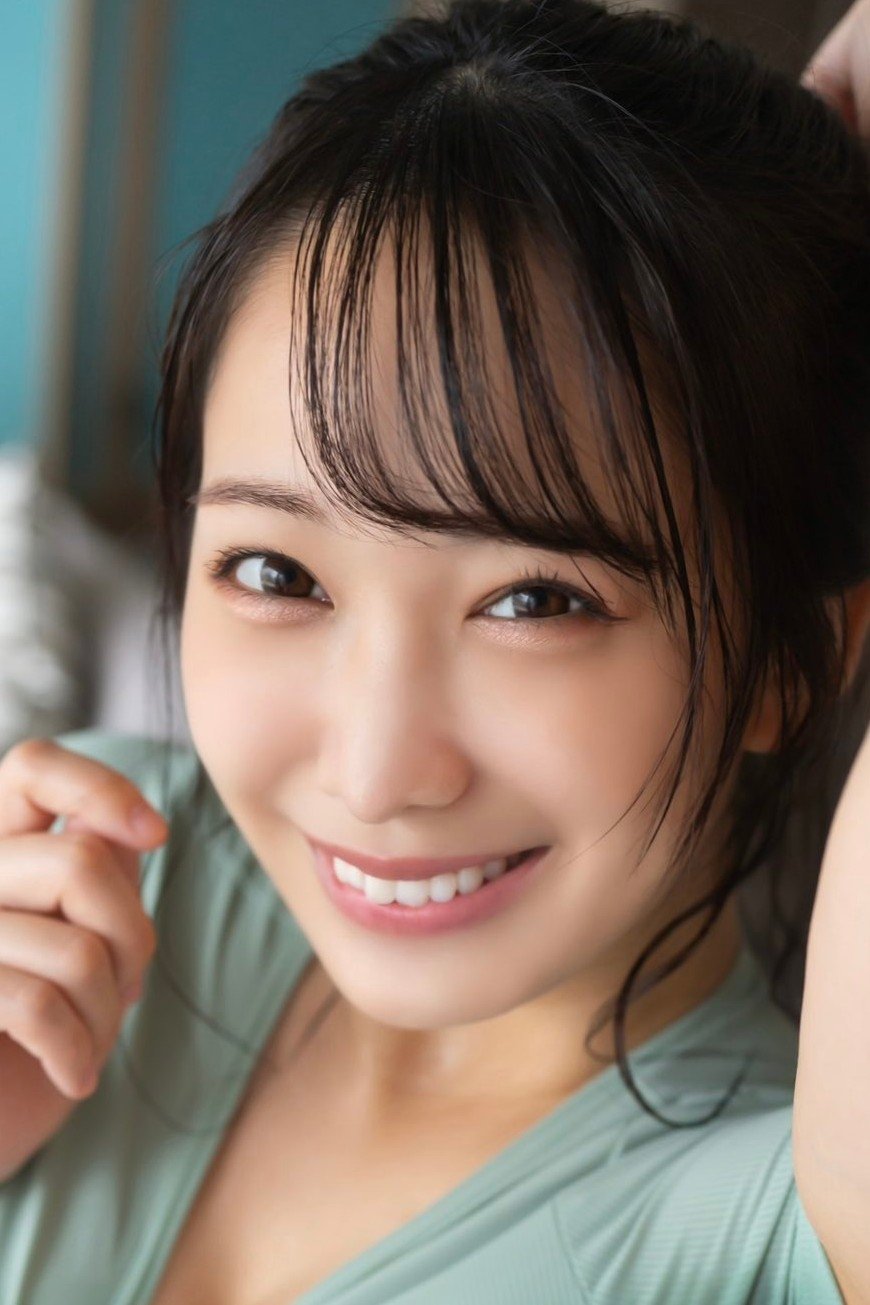 弥生美月 (弥生みづき,Mizuki Yayoi)