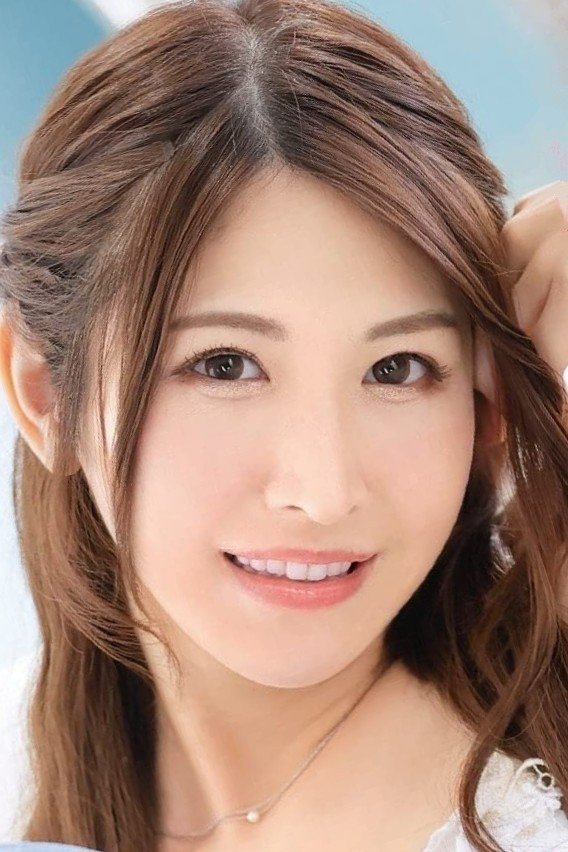 神菜美舞 (神菜美まい,Mai Kanami)