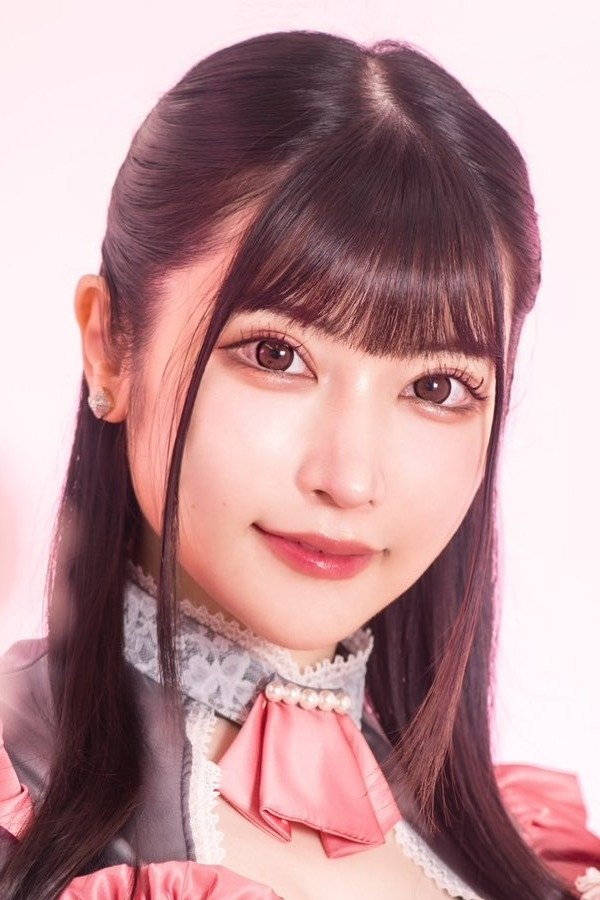 胡桃さくら (Sakura Kurumi)