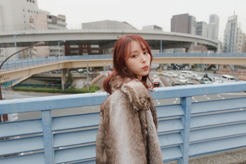 伊藤舞雪 (Ito Mayuki)