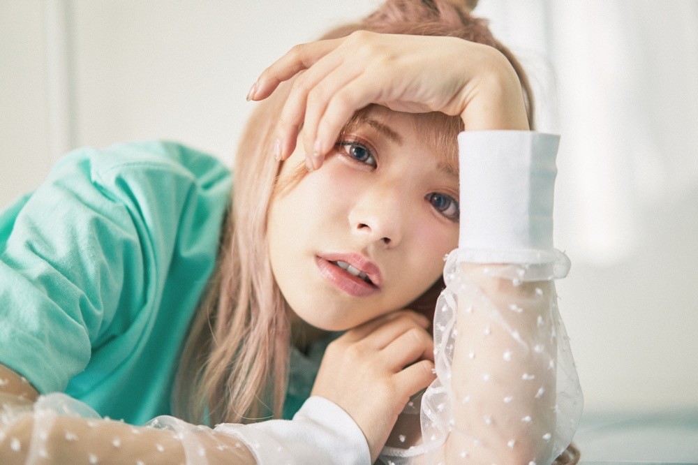 桃乃木香奈 (桃乃木かな,Kana Momonogi)