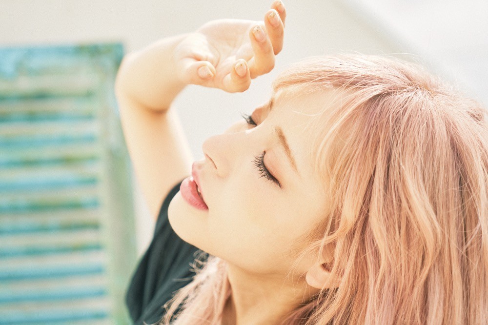 桃乃木香奈 (桃乃木かな,Kana Momonogi)