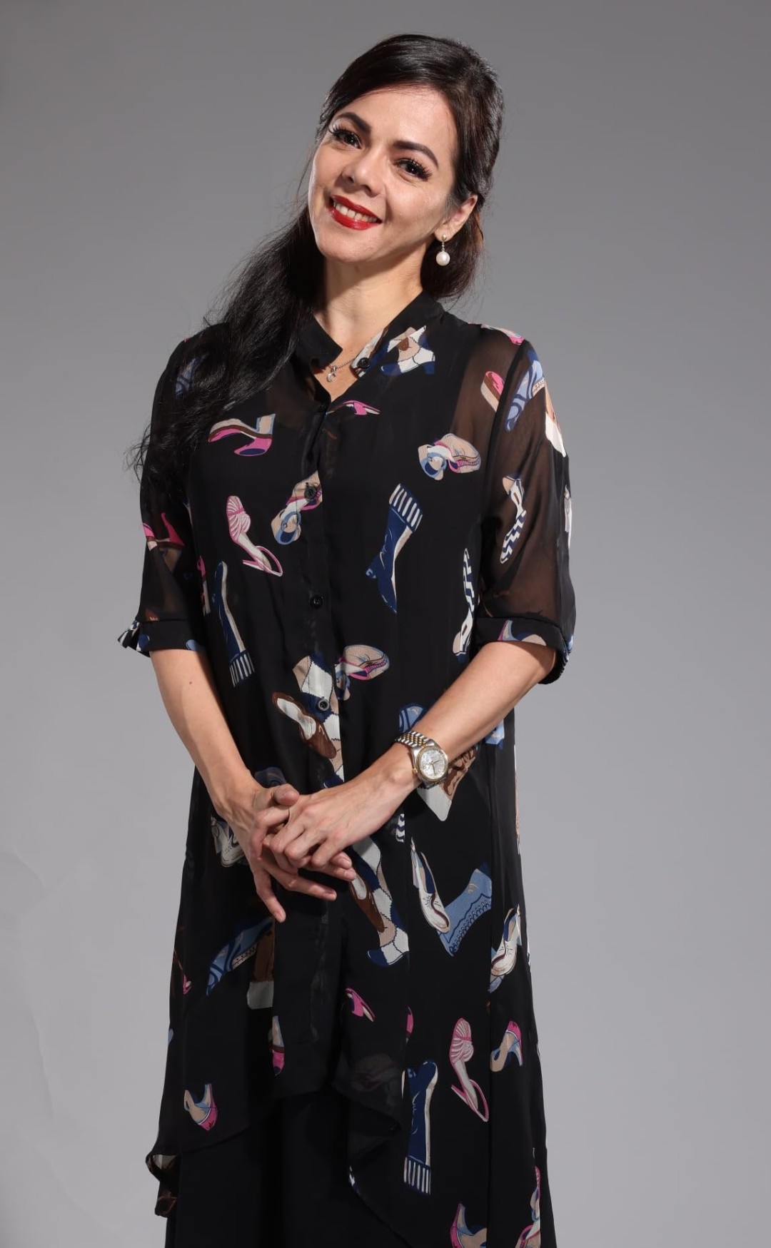 雪莉·富恩特斯 (Shirley Fuentes)
