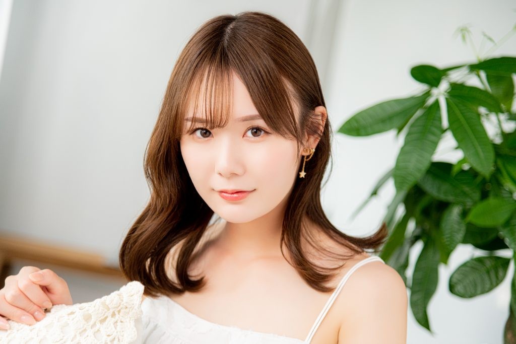坂道美琉 (坂道みる,Sakamichi Miru)