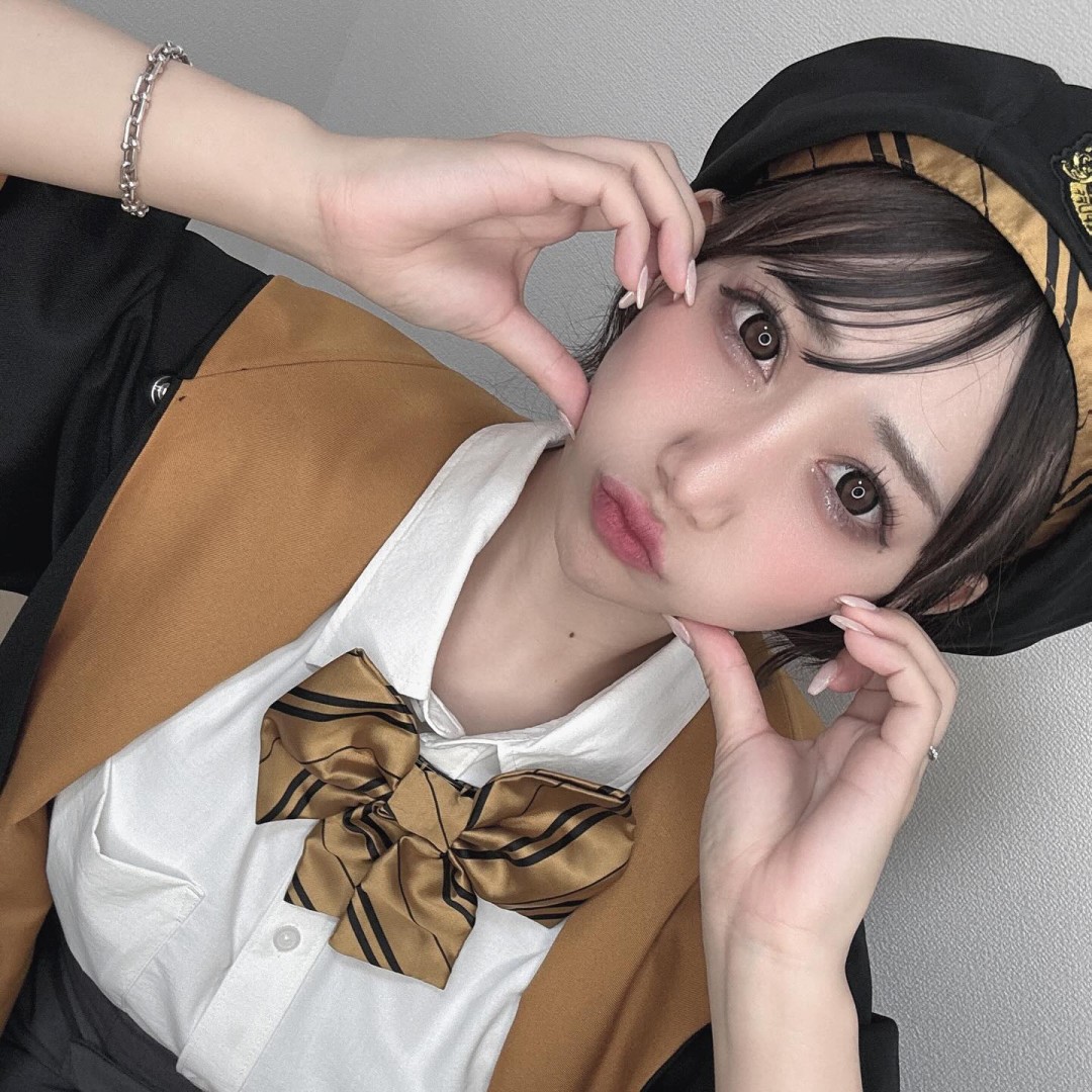 夏空里香 (夏空りか,Natsuzora Rika)