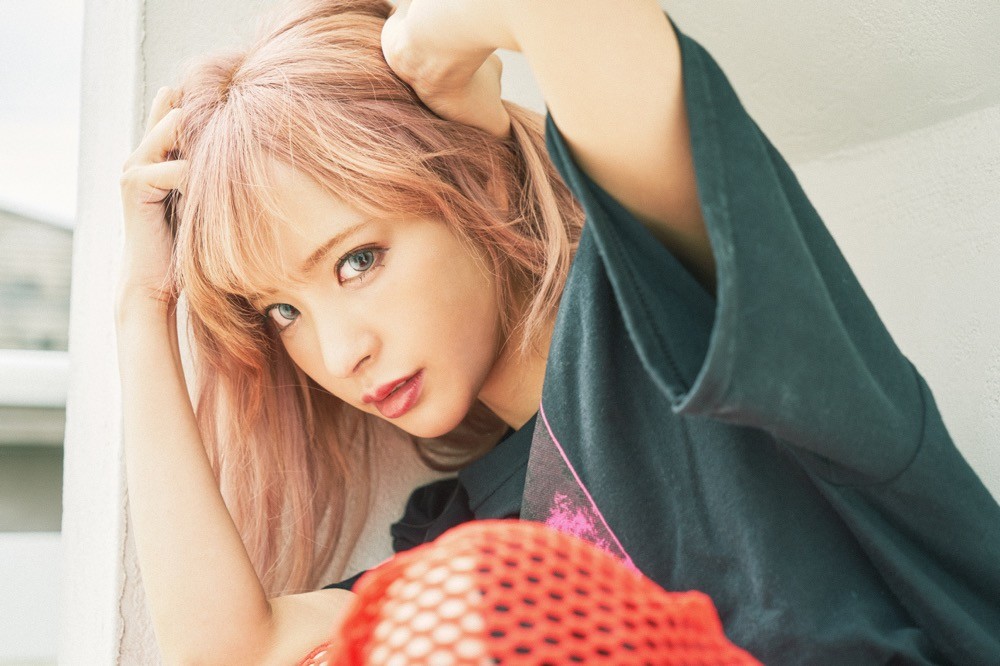 桃乃木香奈 (桃乃木かな,Kana Momonogi)