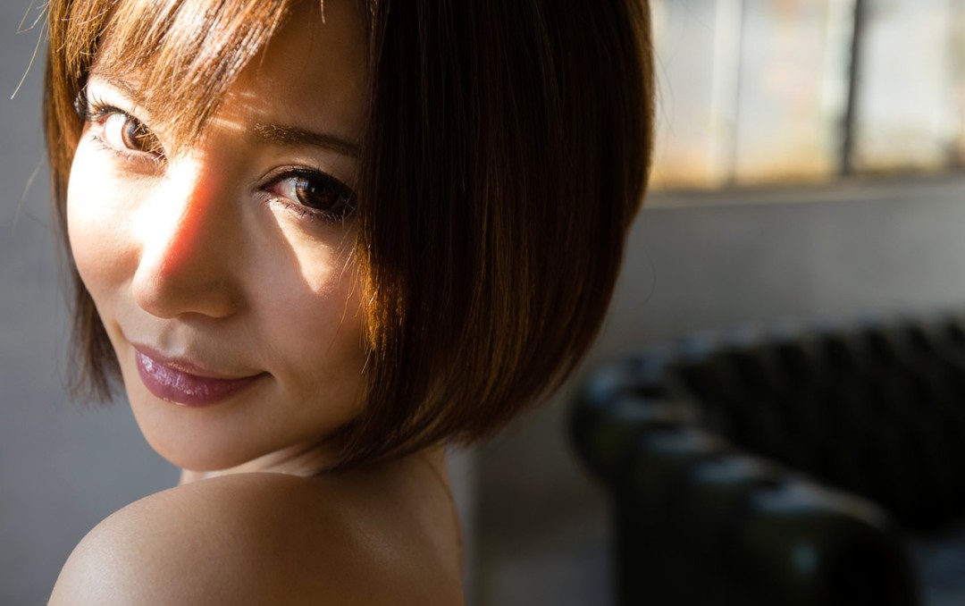 里美尤利娅 (小泉彩,Koizumi Aya)