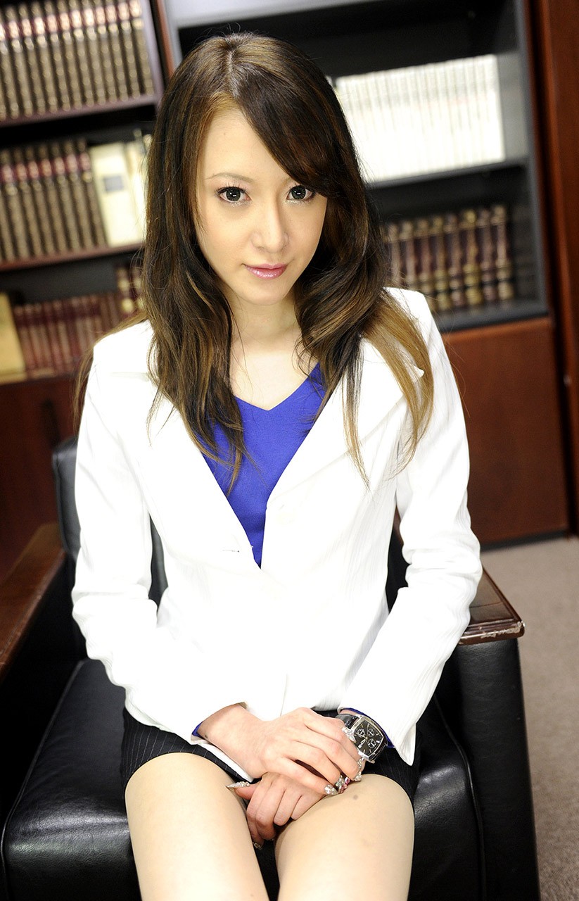 白咲舞 (Shirosaki Mai)
