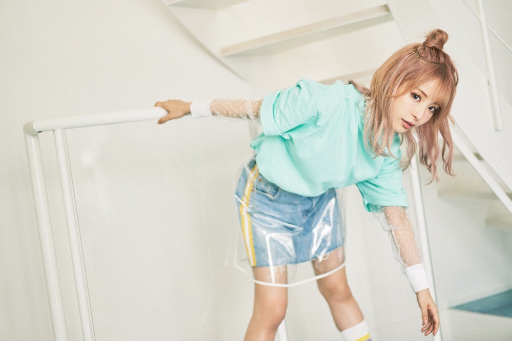 桃乃木香奈 (桃乃木かな,Kana Momonogi)