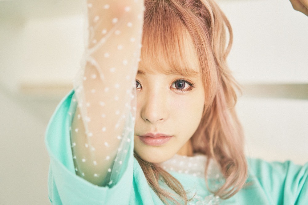 桃乃木香奈 (桃乃木かな,Kana Momonogi)