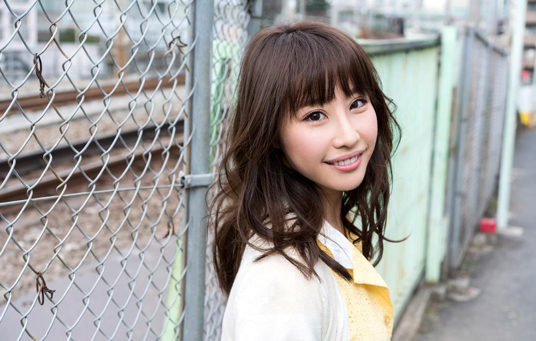 彩美旬果 (あやみ旬果,Ayami Shunka)