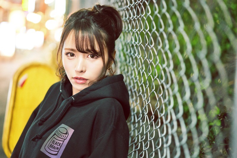 伊藤舞雪 (Ito Mayuki)