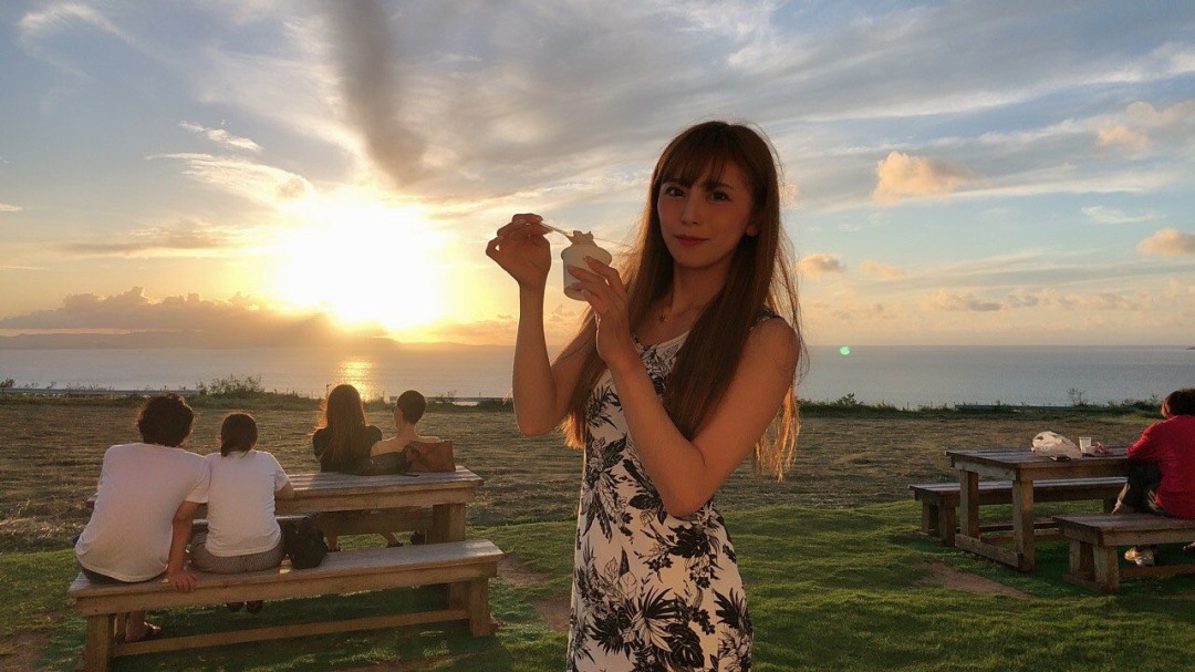 仁美圆香 (仁美まどか,Hitomi Madoka)