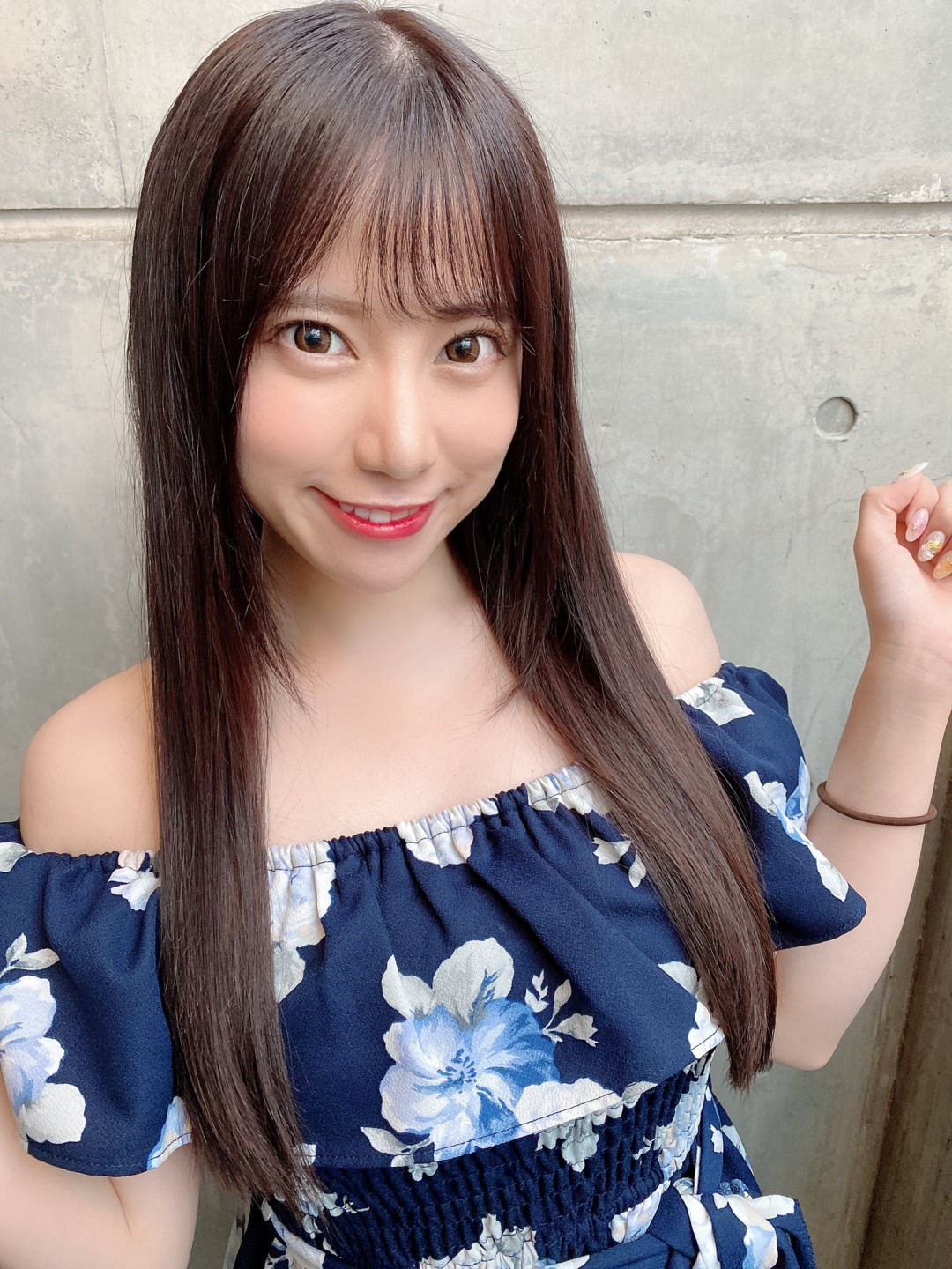 初美铃 (初美りん,Hatsumi Rin)