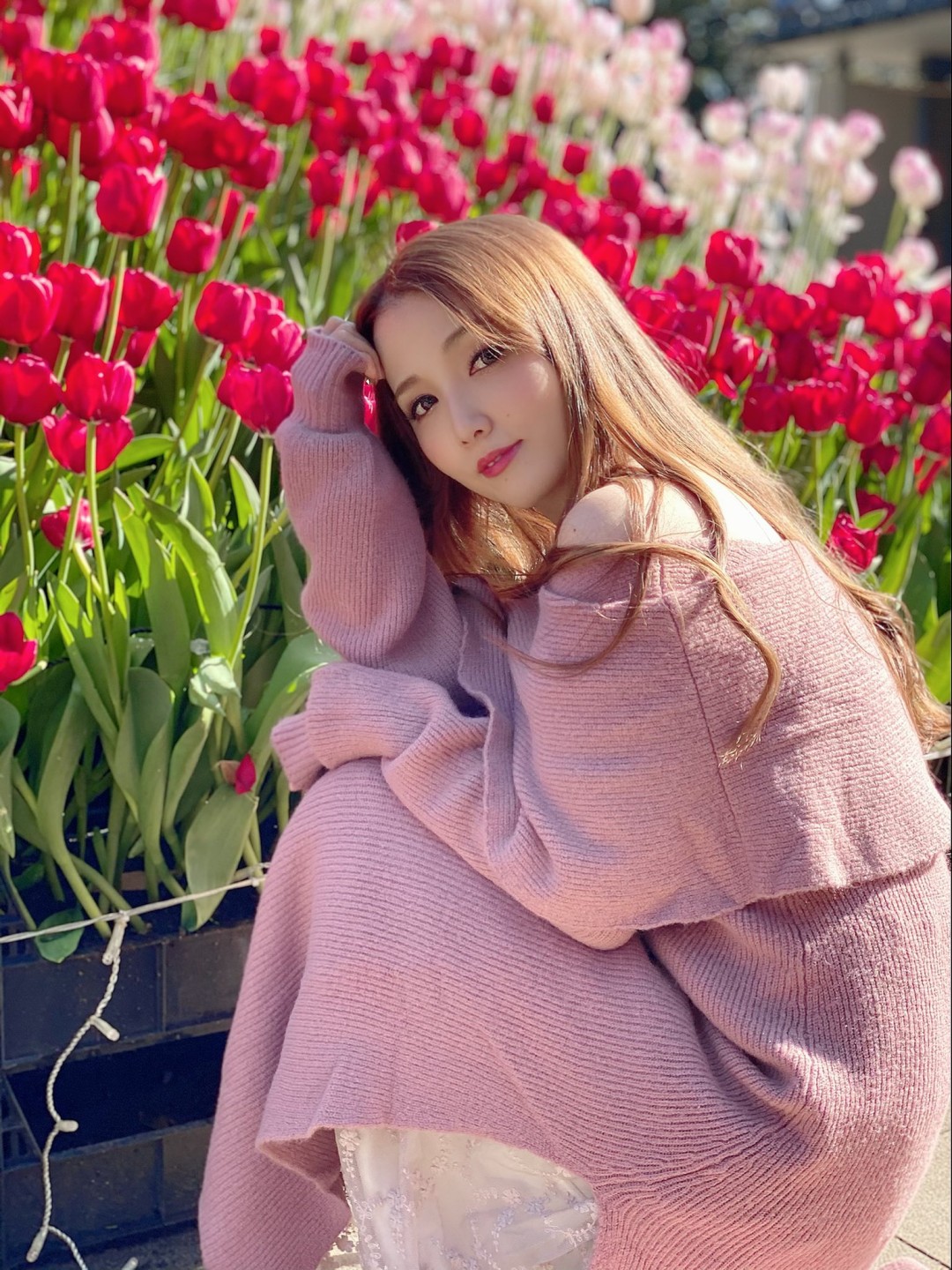 友田彩也香 (Tomoda Ayaka)