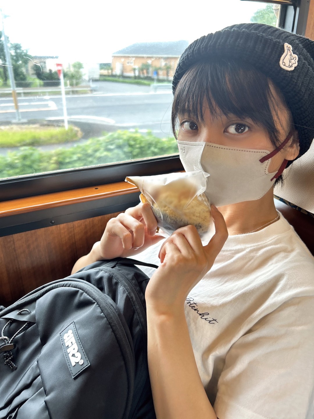 萌奈美铃 (もなみ鈴,Monami Suzu)