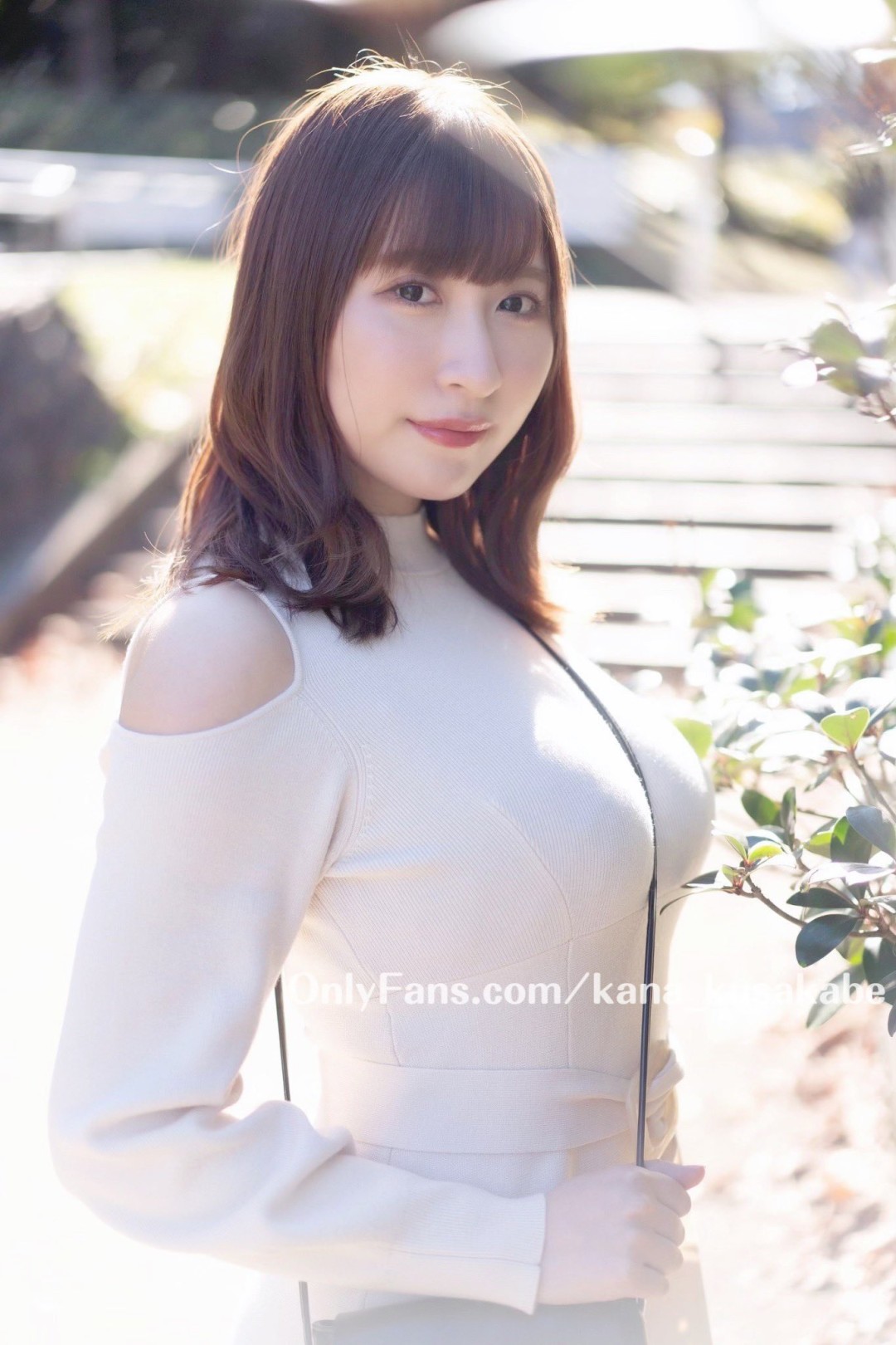 日下部加奈 (Kusakabe Kana)