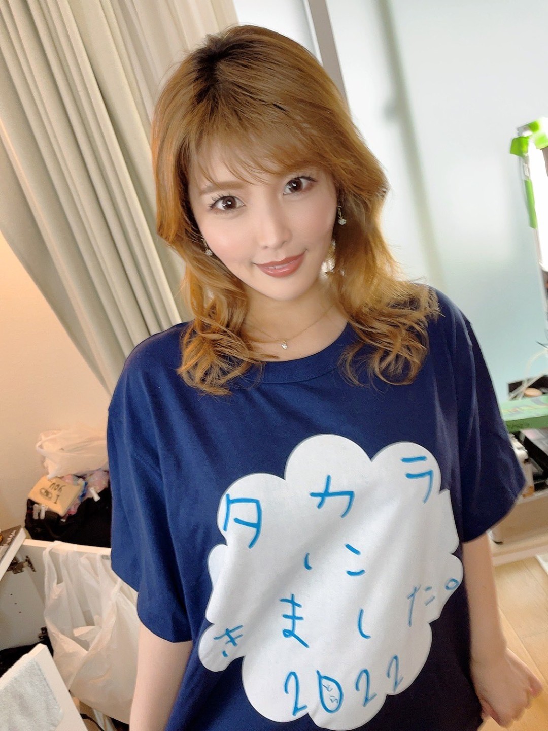 新村晶 (新村あかり,Niimura Akari)