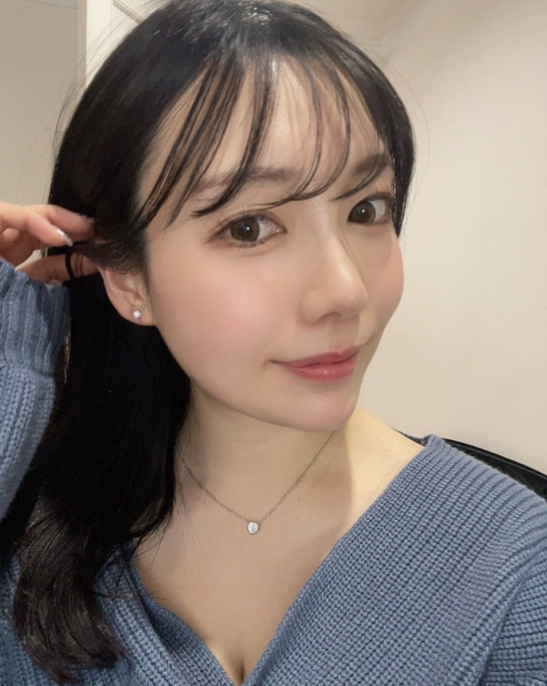 美河奈央 (美河ナオ,Mikawa Nao)