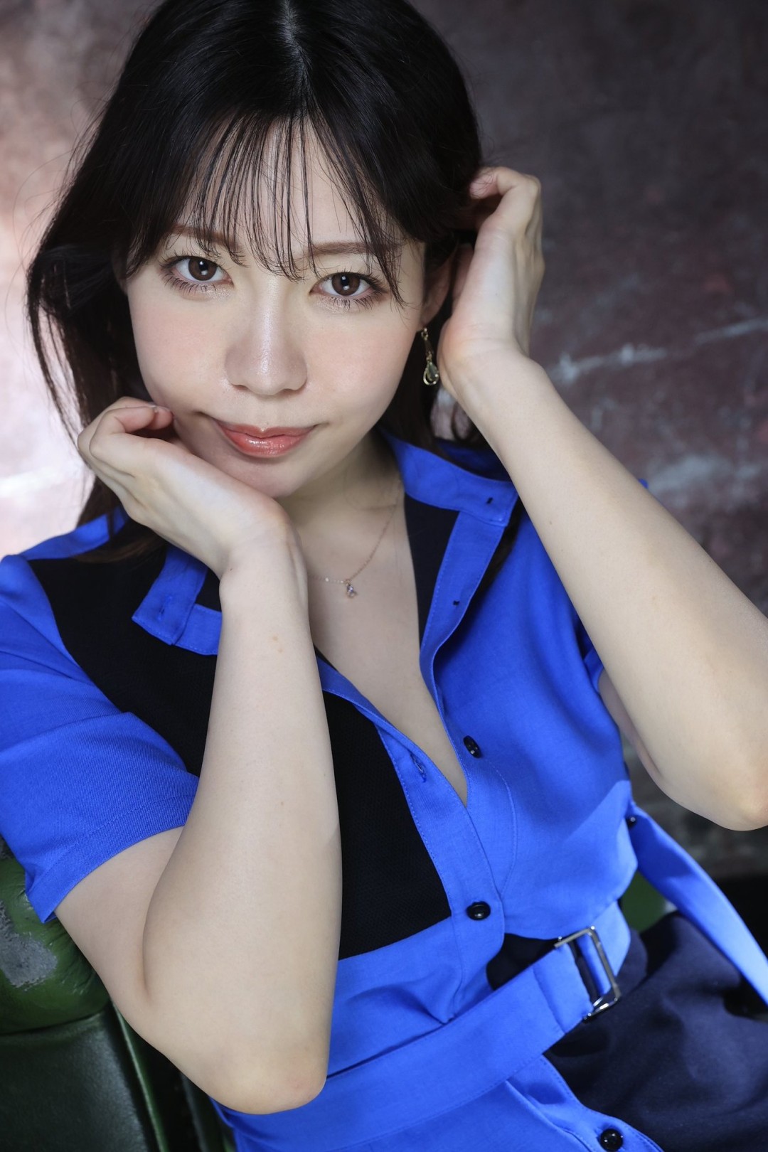 美河奈央 (美河ナオ,Mikawa Nao)