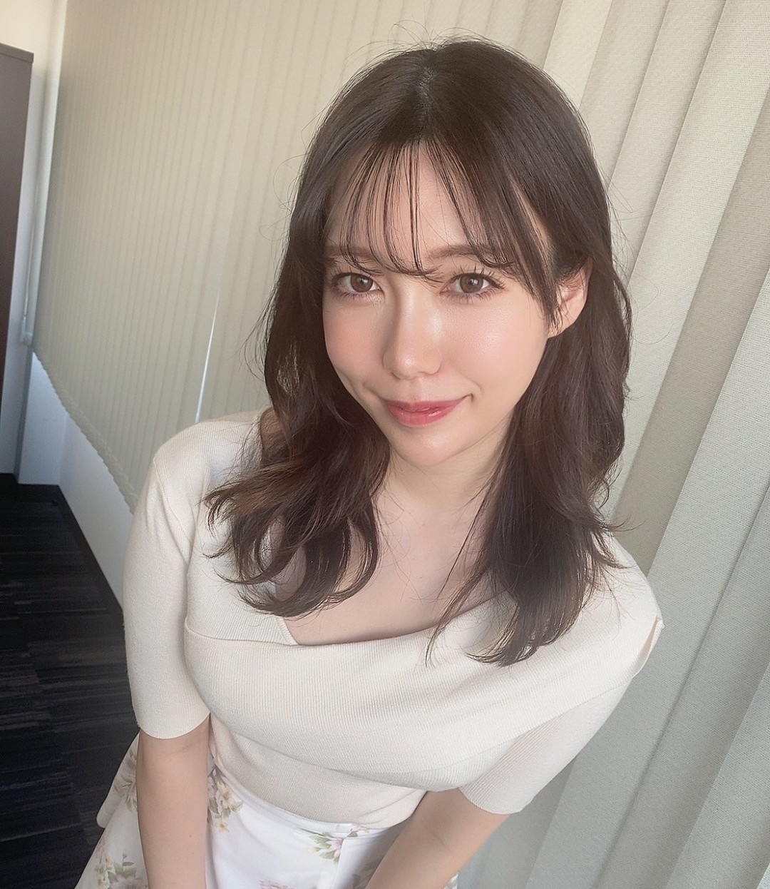 美河奈央 (美河ナオ,Mikawa Nao)