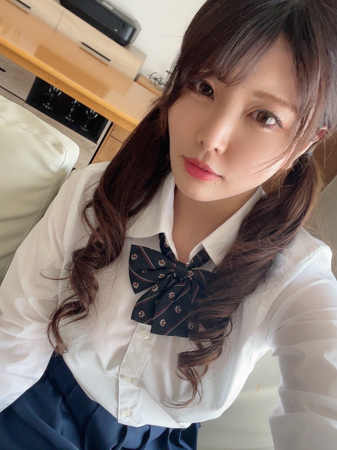 新村晶 (新村あかり,Niimura Akari)