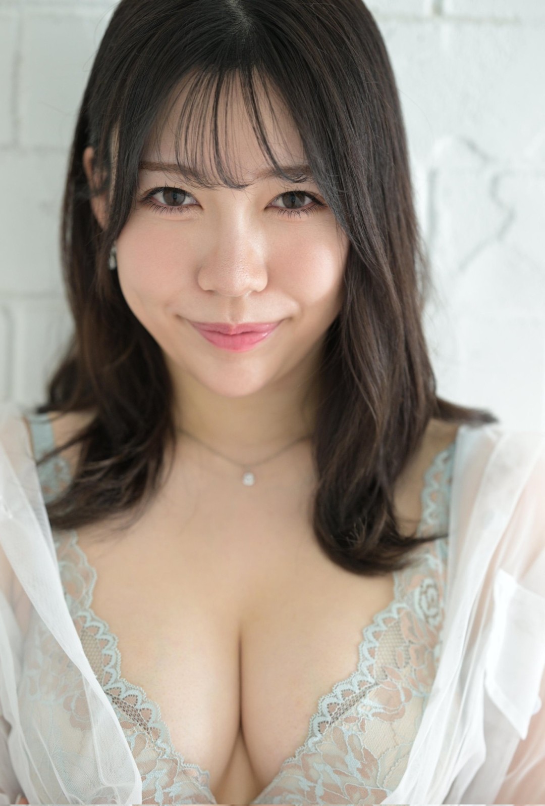 美河奈央 (美河ナオ,Mikawa Nao)
