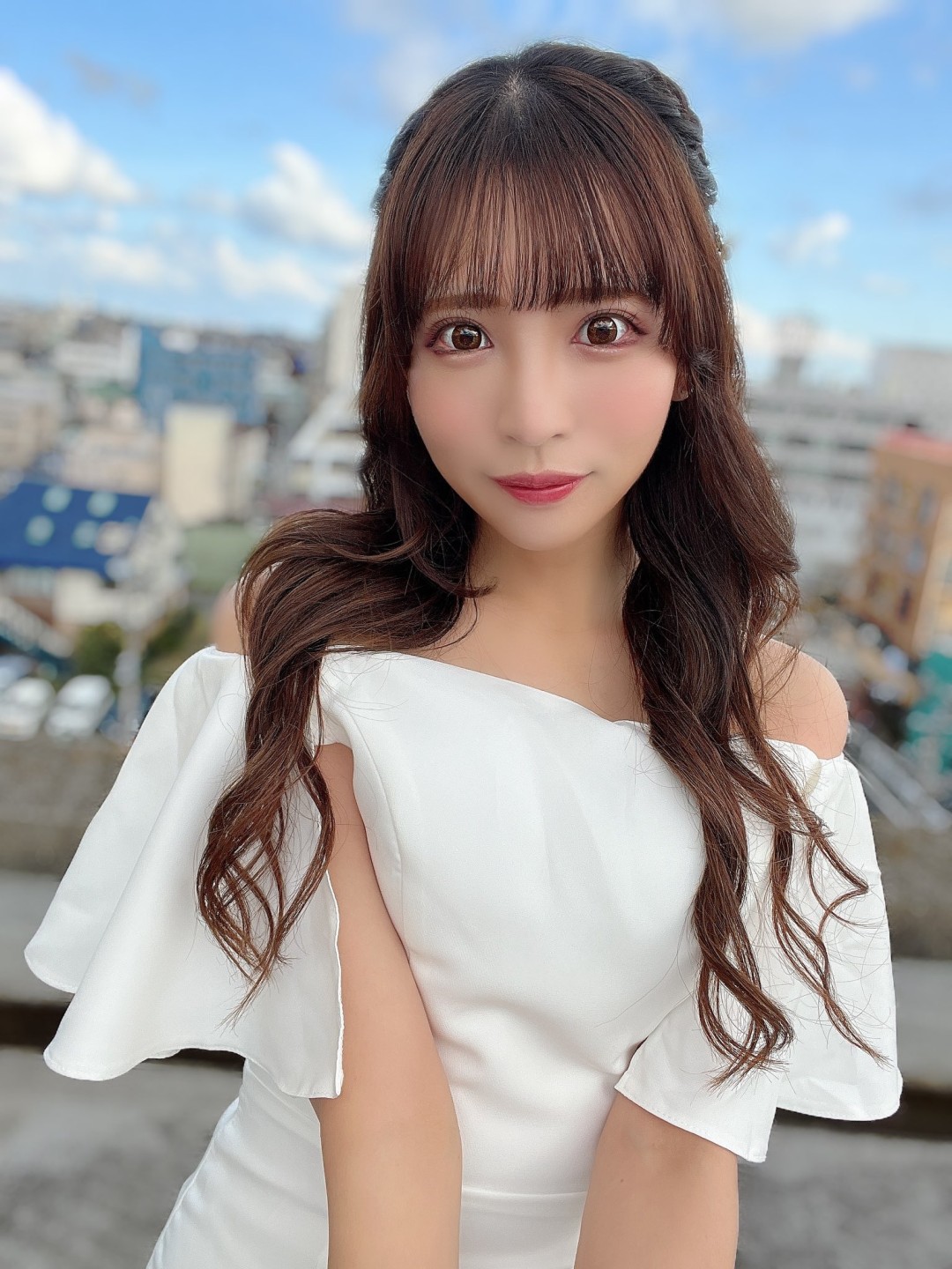 小那海绫 (小那海あや,Onami Aya)