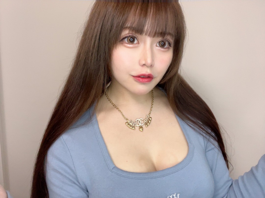 白浜美羽 (Miu Shirahama)
