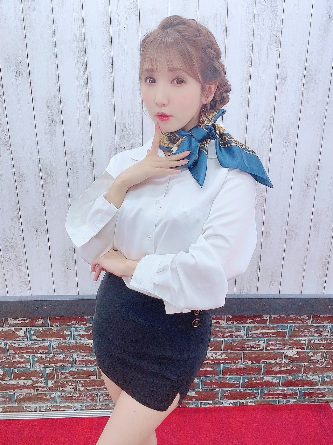 友田彩也香 (Tomoda Ayaka)