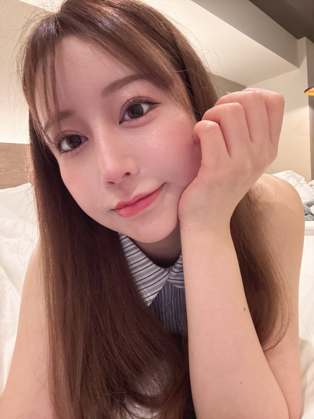 桃濑胡桃 (桃瀬くるみ,Momose Kurumi)