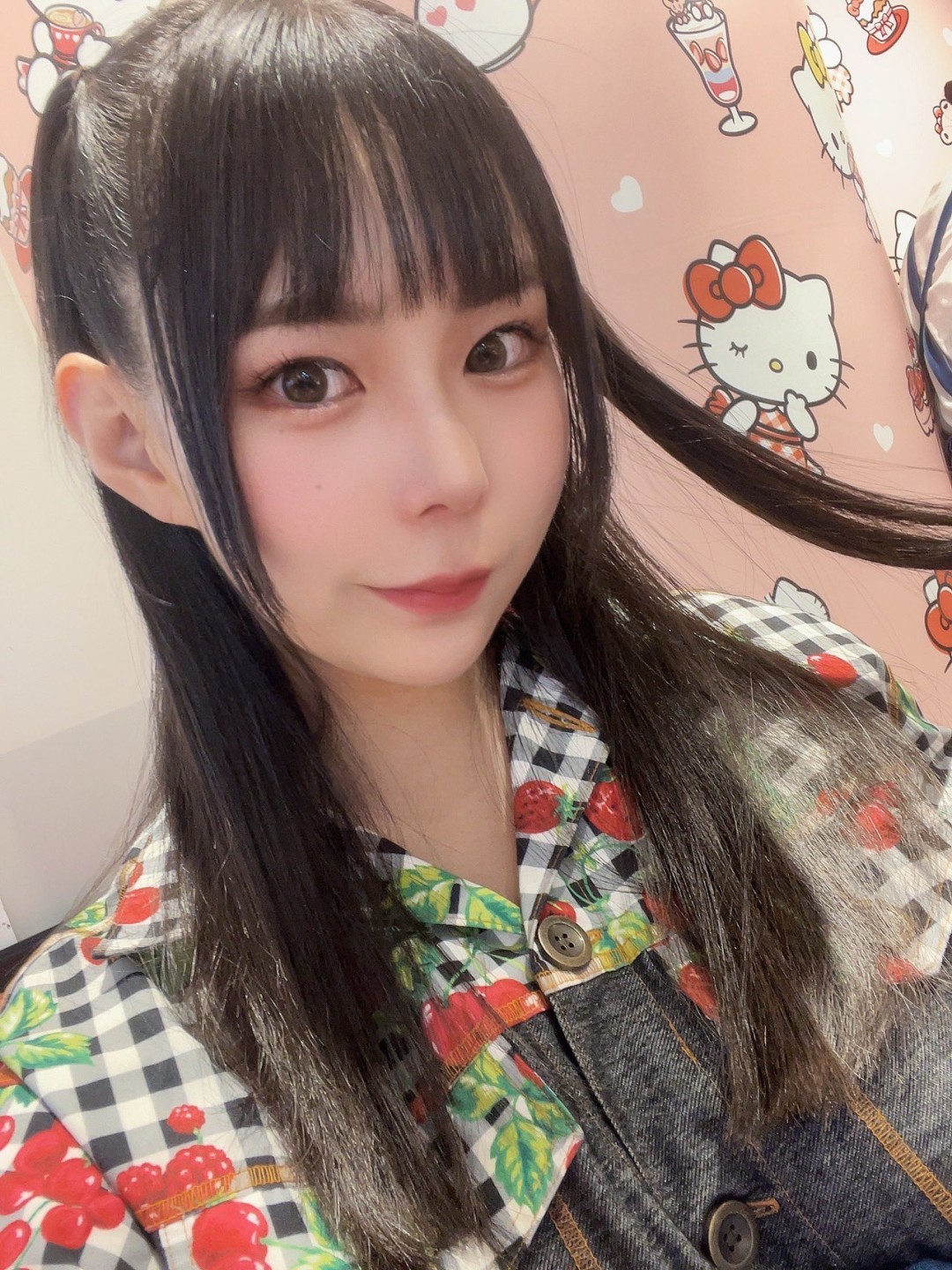 吉根柚莉爱 (吉根ゆりあ,Yoshine Yuria)