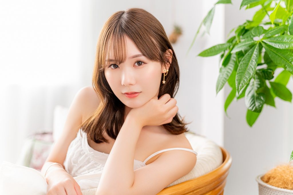 坂道美琉 (坂道みる,Sakamichi Miru)