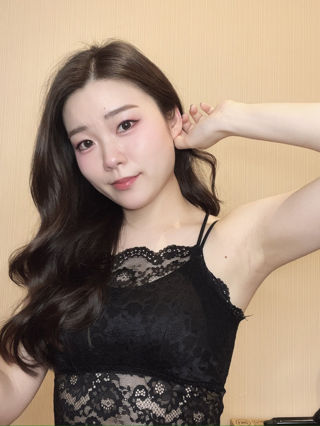 桃濑理央 (桃瀬理央,Momose Rio)