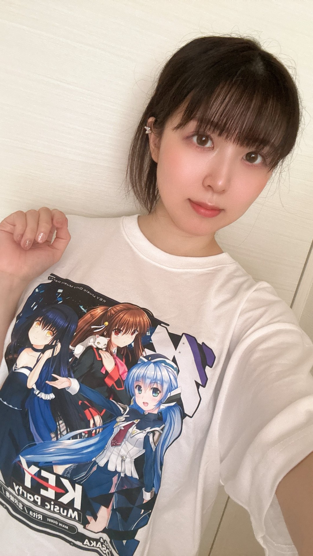里美百音 (Satomi Mone)
