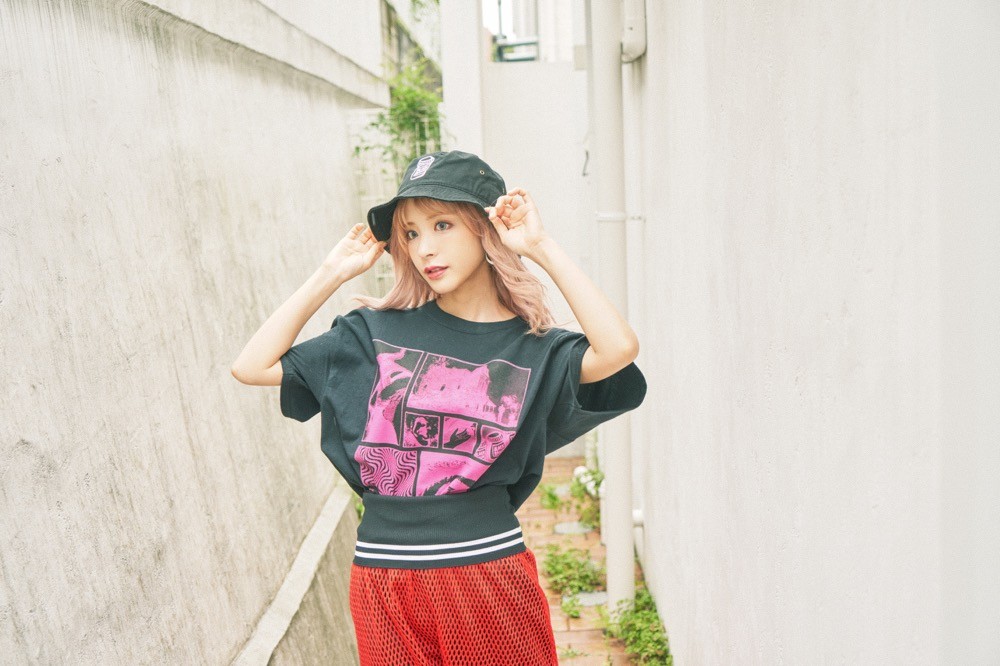 桃乃木香奈 (桃乃木かな,Kana Momonogi)