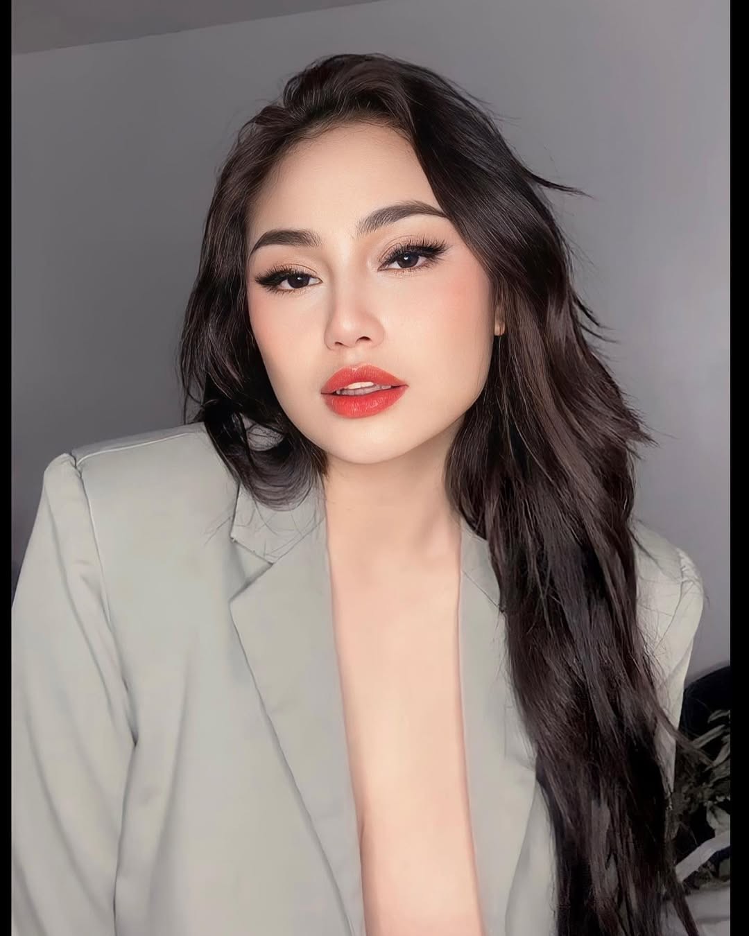 齐亚·萨莫拉 (Zia Zamora)