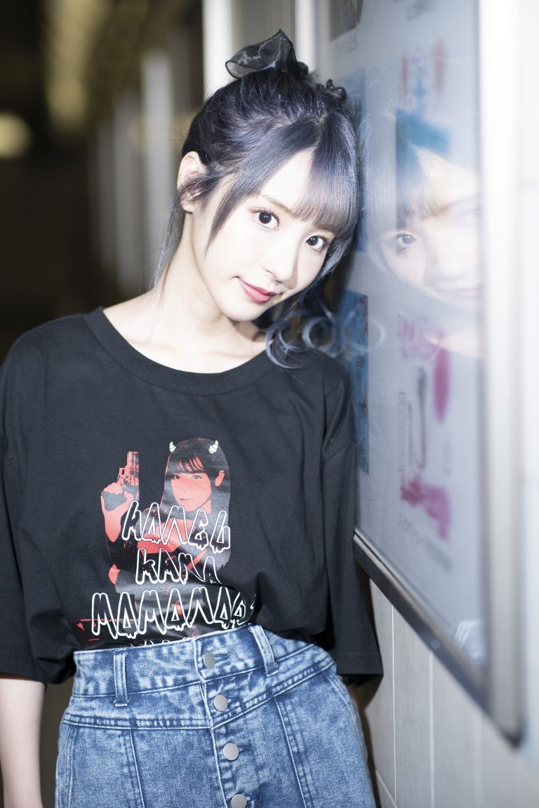 桃乃木香奈 (桃乃木かな,Kana Momonogi)