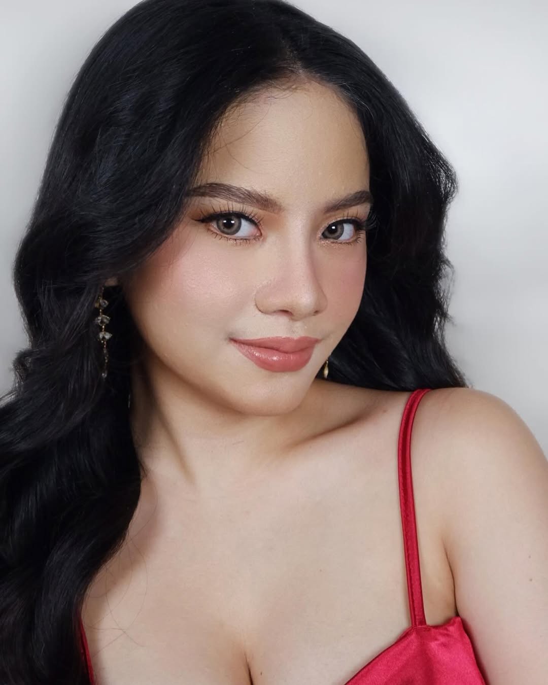 阿拉·阿隆佐 (Arah Alonzo)