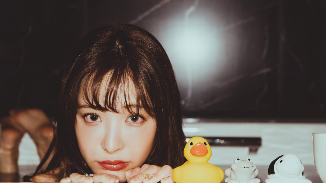 桃乃木香奈 (桃乃木かな,Kana Momonogi)