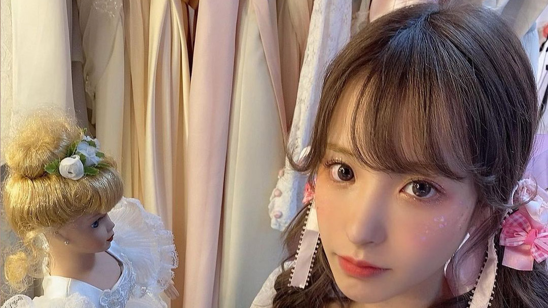 桃乃木香奈 (桃乃木かな,Kana Momonogi)