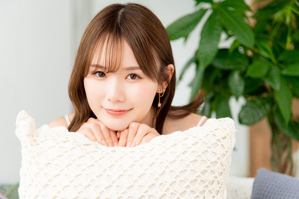 坂道美琉 (坂道みる,Sakamichi Miru)