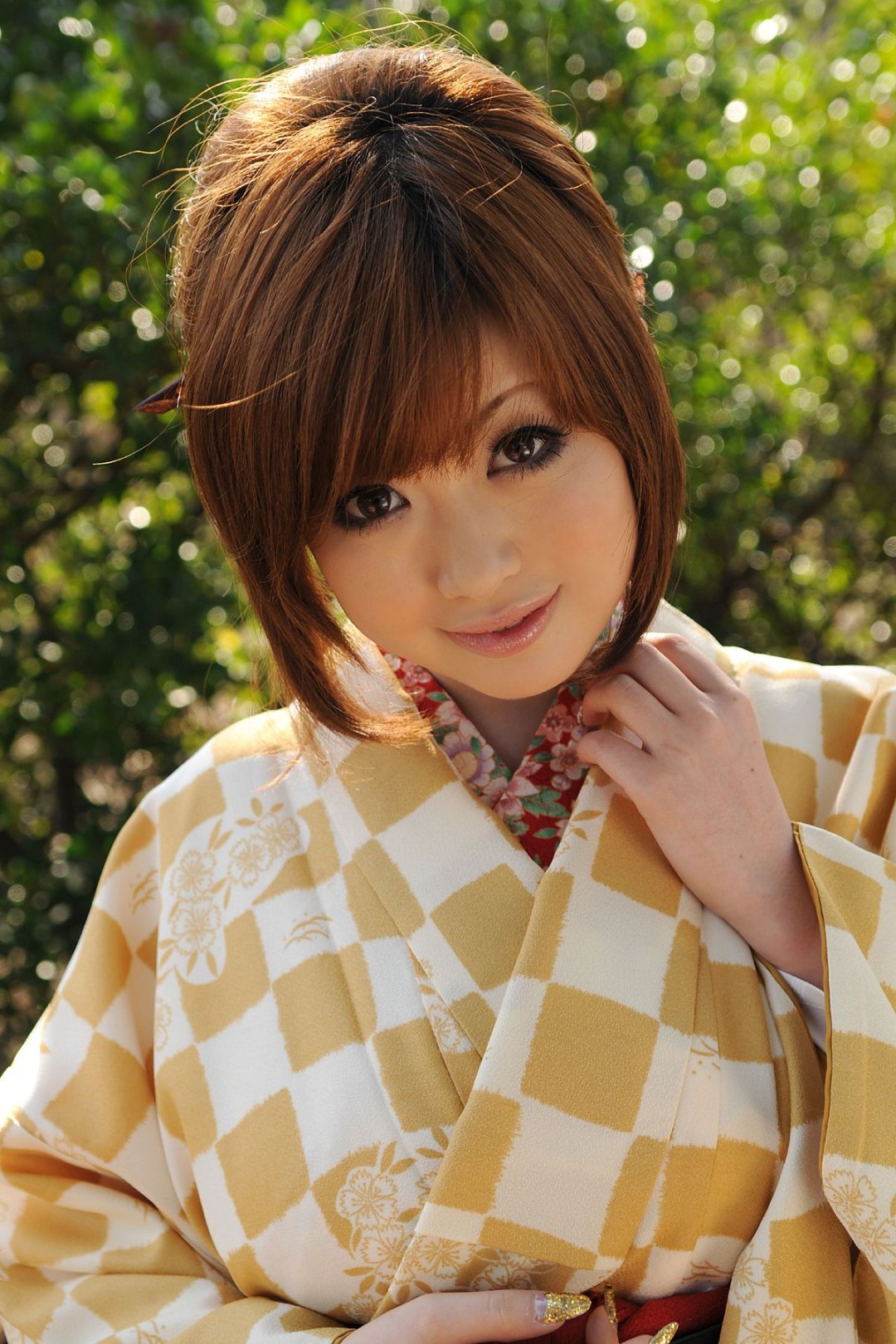 滨崎里绪 (浜崎りお,Hamasaki Rio)