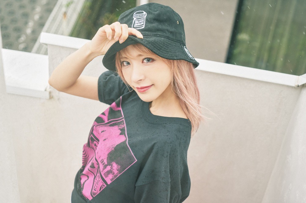 桃乃木香奈 (桃乃木かな,Kana Momonogi)