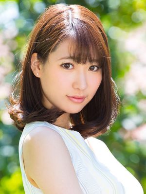 新井優香