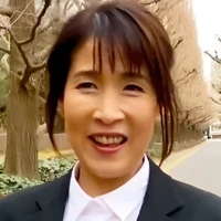 冴木塔子